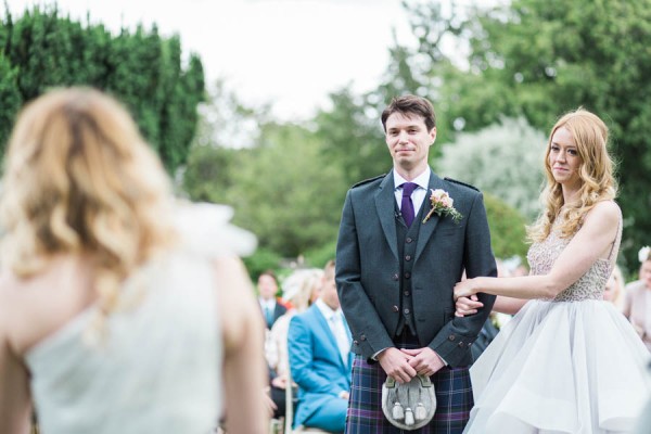 Dreamy-Scottish-Tipi-Wedding-Greenbank-Garden-8