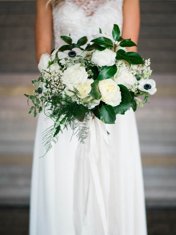 Glamorous-Black-and-Gold-Four-Seasons-Wedding-Ryan-Flynn-Photography-14