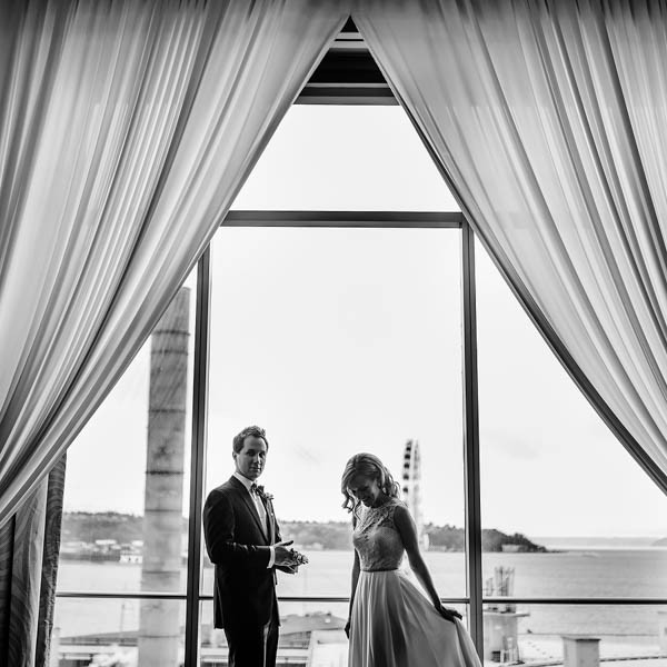 Glamorous-Black-and-Gold-Four-Seasons-Wedding-Ryan-Flynn-Photography-5