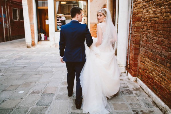 Insanely-Romantic-Grace-Kelly-Inspired-Venice-Elopement-Allison-Harp-Photography-12