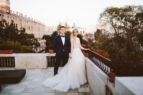 Insanely-Romantic-Grace-Kelly-Inspired-Venice-Elopement-Allison-Harp-Photography-45