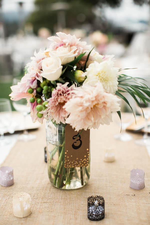 Laid-Back-Annapolis-Wedding-That-Doesn't-Skimp-Pretty-5