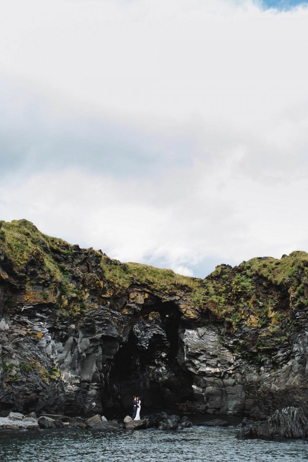 Majestic-Iceland-Wedding-27-600x900