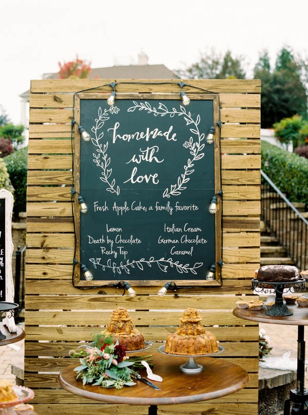 Modern-Rustic-Red-Sage-Green-Wedding-Castleton-Farms-10