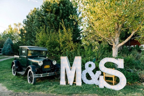 Navy-Gold-Barn-Wedding-Denver-14