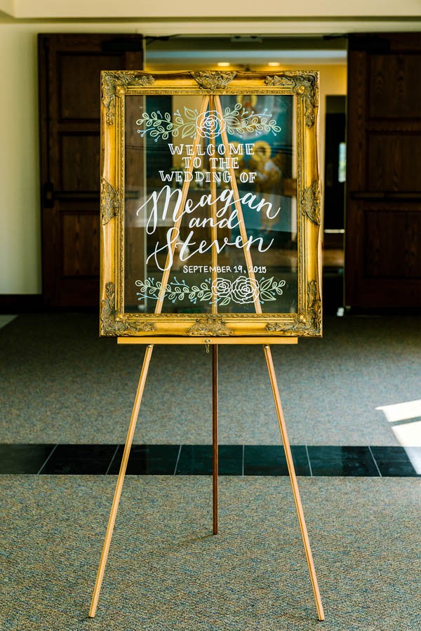 Navy-Gold-Barn-Wedding-Denver-20