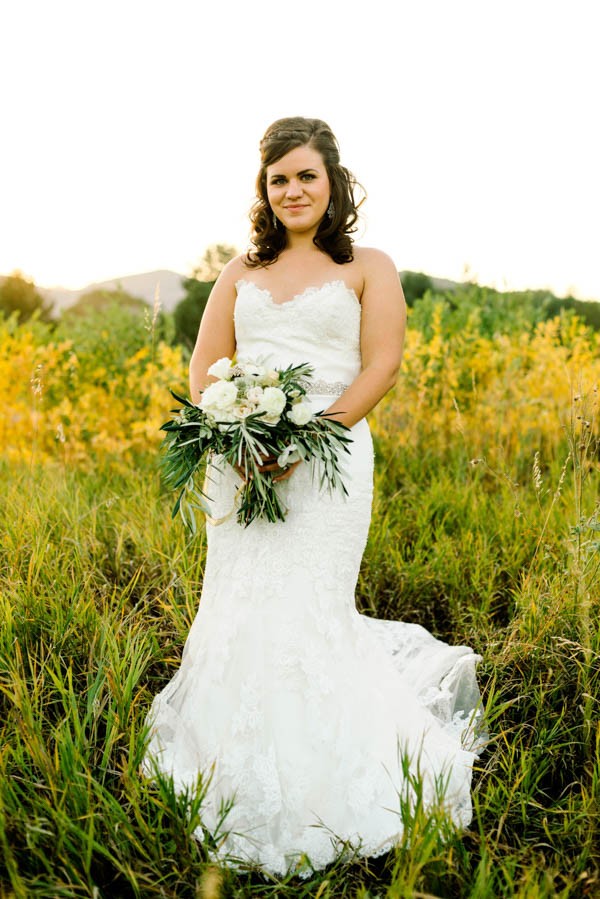 Navy-Gold-Barn-Wedding-Denver-34