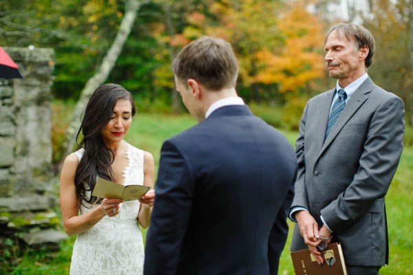 Rainy-Rustic-Catskills-Wedding-Handsome-Hollow-24