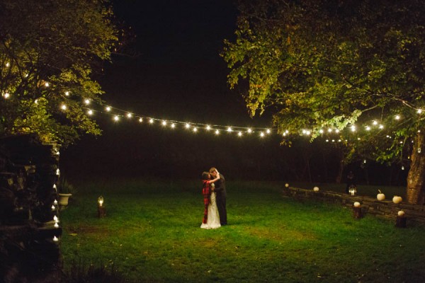 Rainy-Rustic-Catskills-Wedding-Handsome-Hollow-41