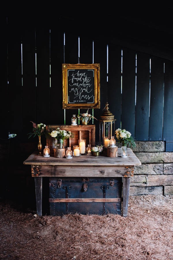 Southern-Chic-Nashville-Wedding-Historic-Cedarwood-8