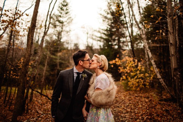 Stylish-Vermont-Barn-Wedding-The-Spragues-10