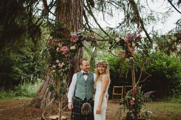 Sweetly-Colorful-Scottish-Wedding-Gilmerton-House-45