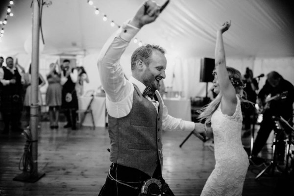 Sweetly-Colorful-Scottish-Wedding-Gilmerton-House-48