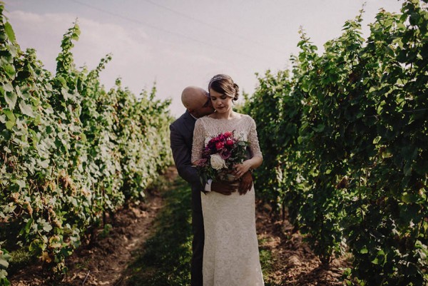 Winery-Wedding-Jewel-Tones-Cozy-Vibes-Stonewall-Estates-Christian-Garcia-Photography-15