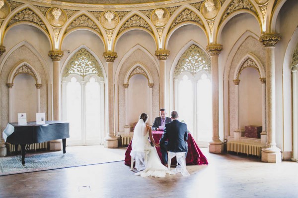 Adorable-Portuguese-Picnic-Wedding-Monserrate-Palace-17