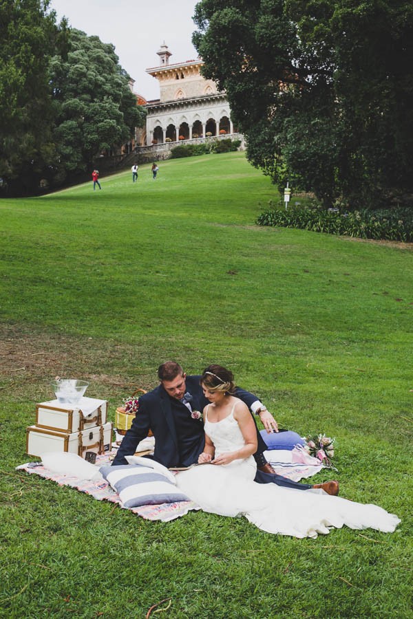 Adorable-Portuguese-Picnic-Wedding-Monserrate-Palace-34