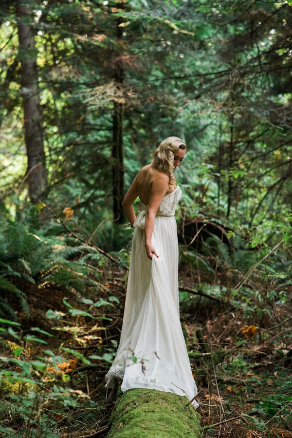 DIY-Fairy-Tale-Backyard-Wedding-Bellingham-Washington-36