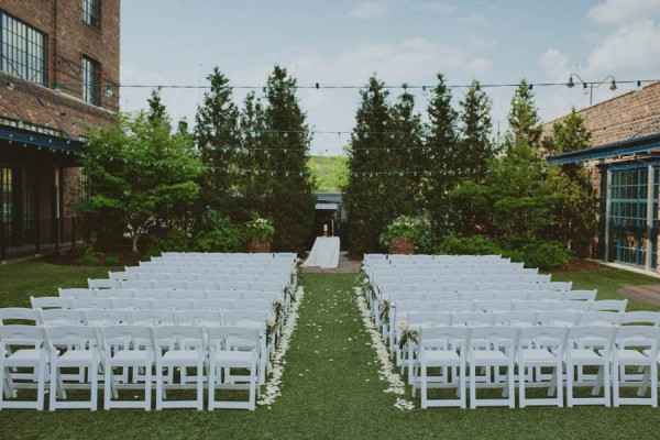 Elementary-School-Sweethearts-Married-Heartfelt-Wedding-Dock-580-24