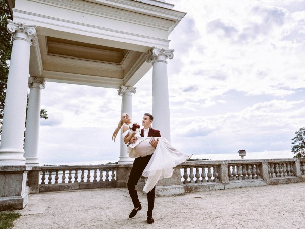 Fashionable-White-Marsala-Wedding-Lithuania-Linas-Dambrauskas-Photography-40