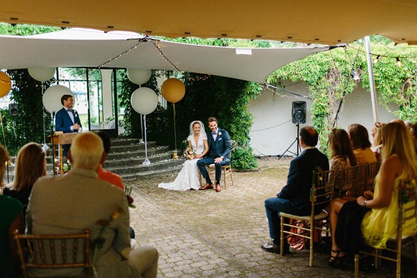 Gorgeous-Natural-Swedish-Wedding-HaringeSlott-16