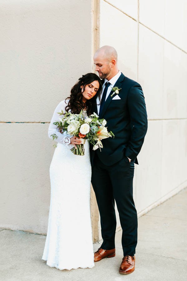 Pennsylvania-Couple-Made-Their-Front-Palmer-Wedding-Their-Own-3