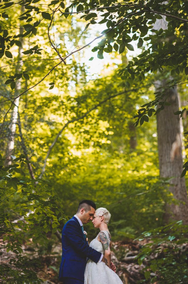 Retro-Cherry-Blossom-Inspired-Wedding-Valley-Green-Inn-15