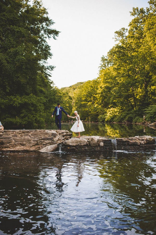 Retro-Cherry-Blossom-Inspired-Wedding-Valley-Green-Inn-18