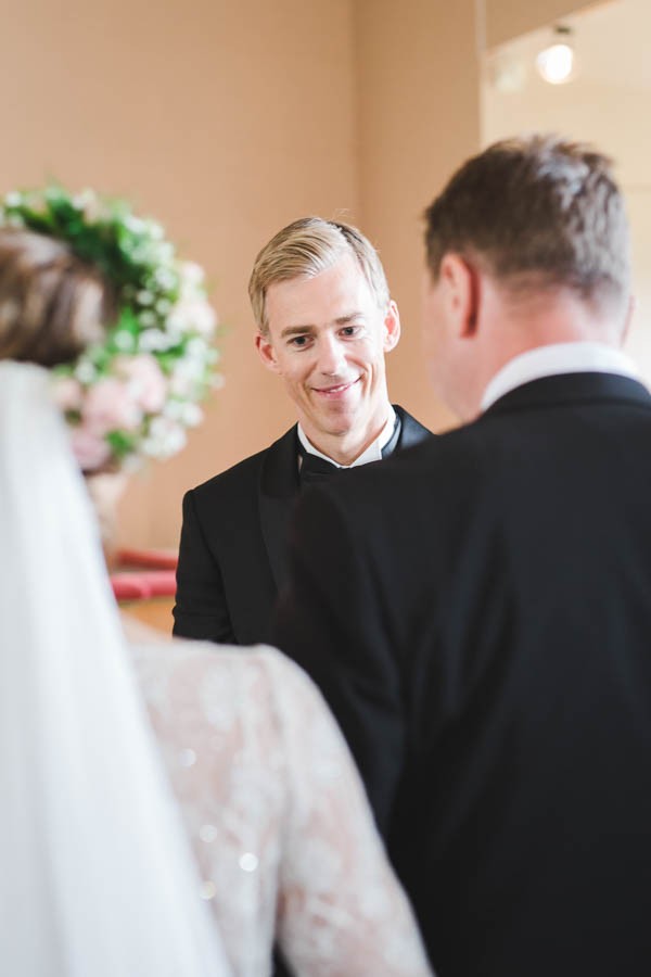 Scandinavian-Midsummer-Wedding-Hotel-Koster-13