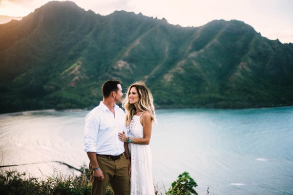 This-Couple's-Koolauloa-Hawaii-Anniversary-Shoot-Free-Trip-Paradise-4