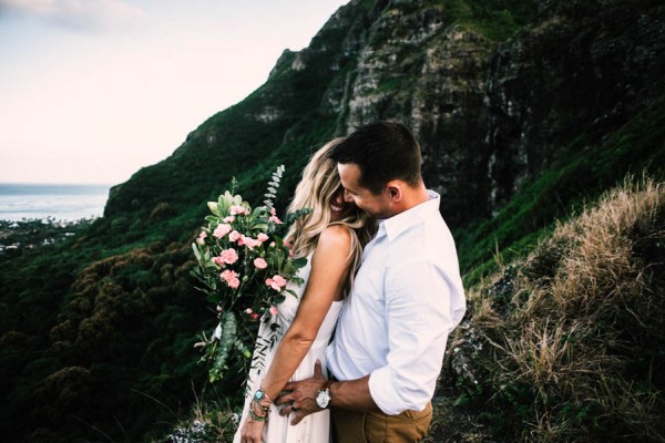 This-Couple's-Koolauloa-Hawaii-Anniversary-Shoot-Free-Trip-Paradise-8