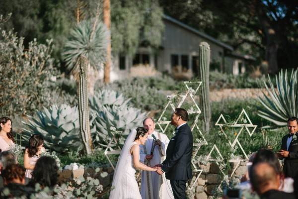 Whimsical-White-Ojai-Valley-Wedding-9