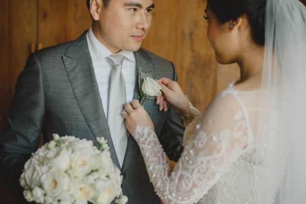 White-Dusty-Rose-Botanical-Inspired Bali-Wedding-Khayangan-Estate-10