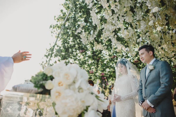 White-Dusty-Rose-Botanical-Inspired Bali-Wedding-Khayangan-Estate-21