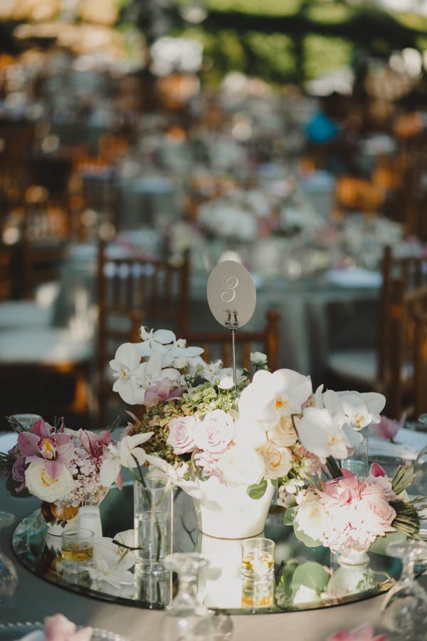 White-Dusty-Rose-Botanical-Inspired Bali-Wedding-Khayangan-Estate-24