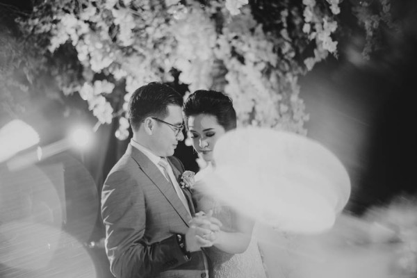 White-Dusty-Rose-Botanical-Inspired Bali-Wedding-Khayangan-Estate-31