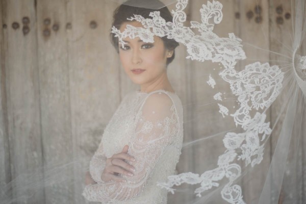 White-Dusty-Rose-Botanical-Inspired Bali-Wedding-Khayangan-Estate-4
