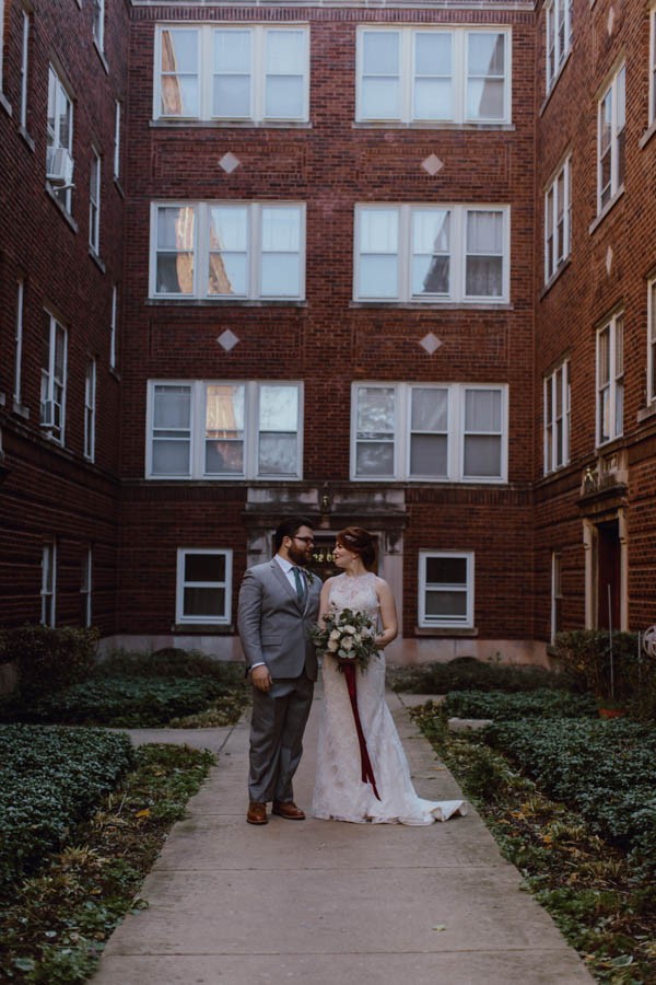 DIY-Downtown-Chicago-Wedding-City-View-Loft-22