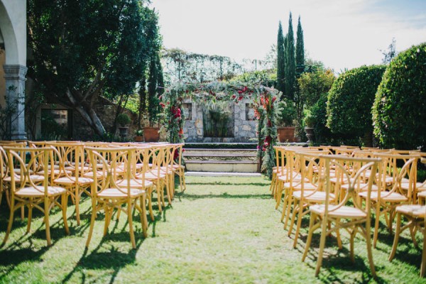 Festive-Fabulous-Mexican-Wedding-San-Miguel-de-Allende-Blest-Studios-18