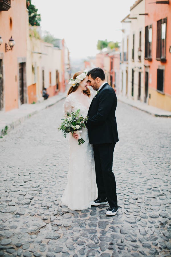 Festive-Fabulous-Mexican-Wedding-San-Miguel-de-Allende-Blest-Studios-31