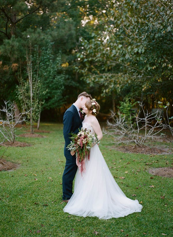 Florence-The-Machine-Inspired-Louisiana-Wedding-Maile-Lani-19