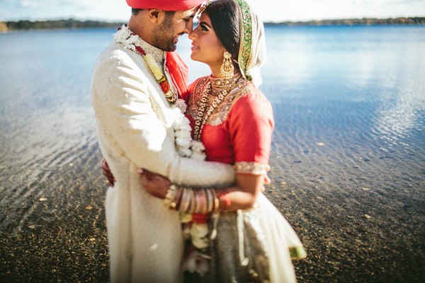 Modern-Minneapolis-Indian-Wedding-Calhoun-Beach-Club-34