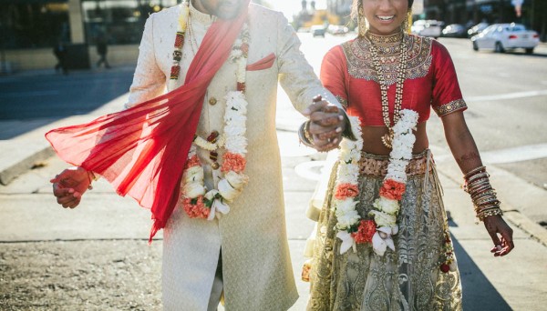 Modern-Minneapolis-Indian-Wedding-Calhoun-Beach-Club-39