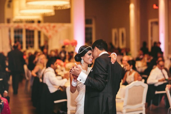 Modern-Minneapolis-Indian-Wedding-Calhoun-Beach-Club-45