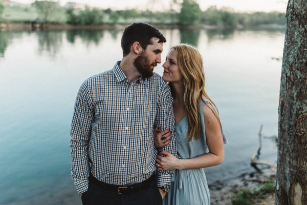 These-Two-Free-People-Dresses-are-Engagement-Photo-Perfection-22