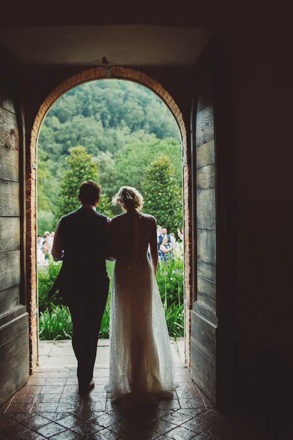 Traditional-Tuscan-Garden-Wedding-at-Villa-Catureglio-Moat-Hill-Photography-27