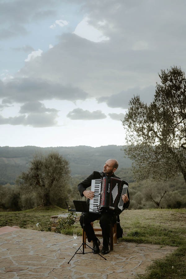 beautifully-classic-italian-wedding-at-fattoria-e-villa-di-rignana-25