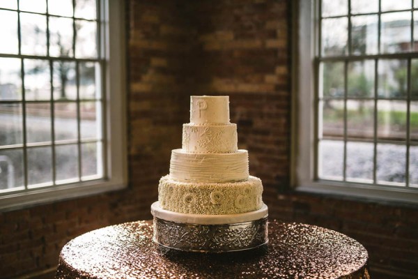 jewish-tradition-meets-warehouse-chic-in-this-durham-wedding-at-the-cotton-room-20
