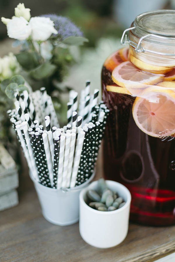 this-insanely-chic-diy-wedding-will-have-you-running-to-the-craft-store-24