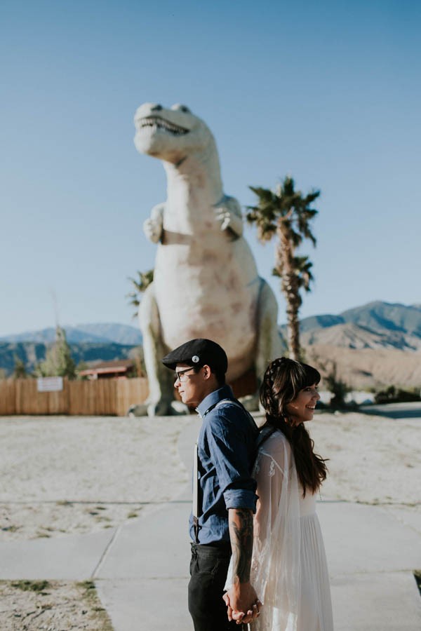 uniquely-artistic-california-elopement-at-noahs-art-purifoy-museum-1