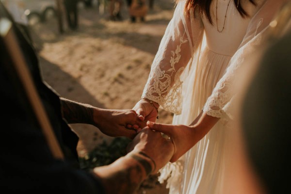 uniquely-artistic-california-elopement-at-noahs-art-purifoy-museum-7